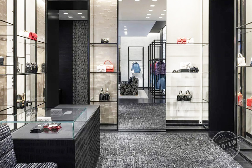 香奈兒CHANEL 服裝展柜