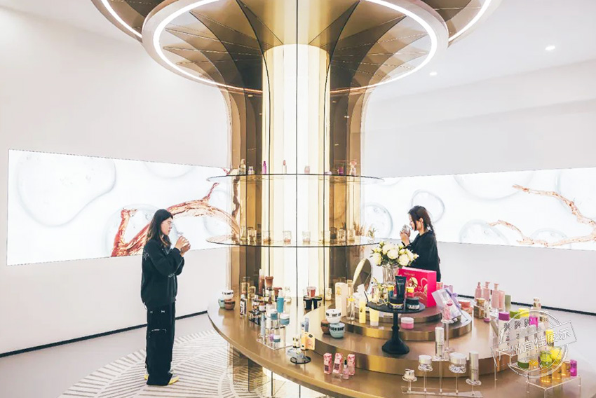 歐思蘭 化妝品展廳展柜