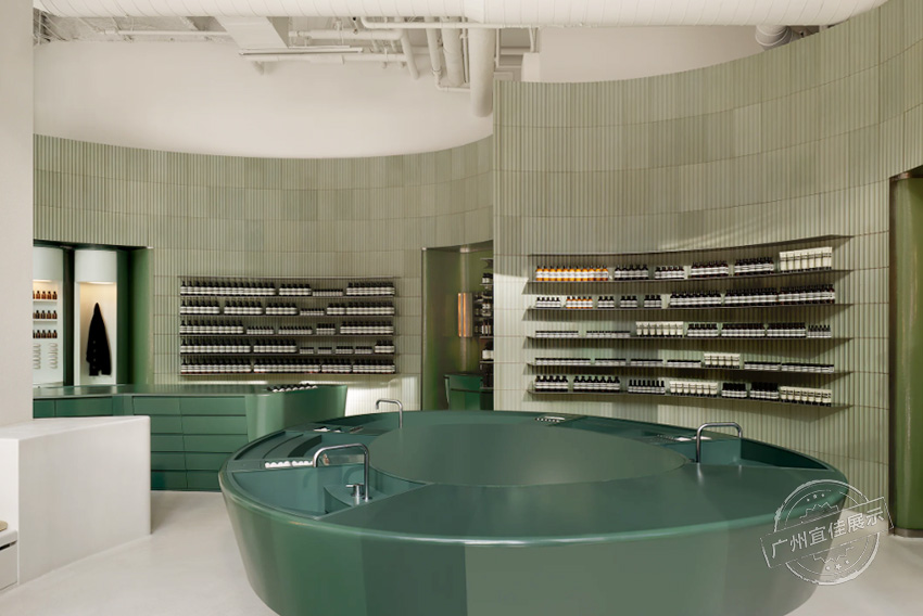 Aesop旗艦店 護(hù)膚品展柜