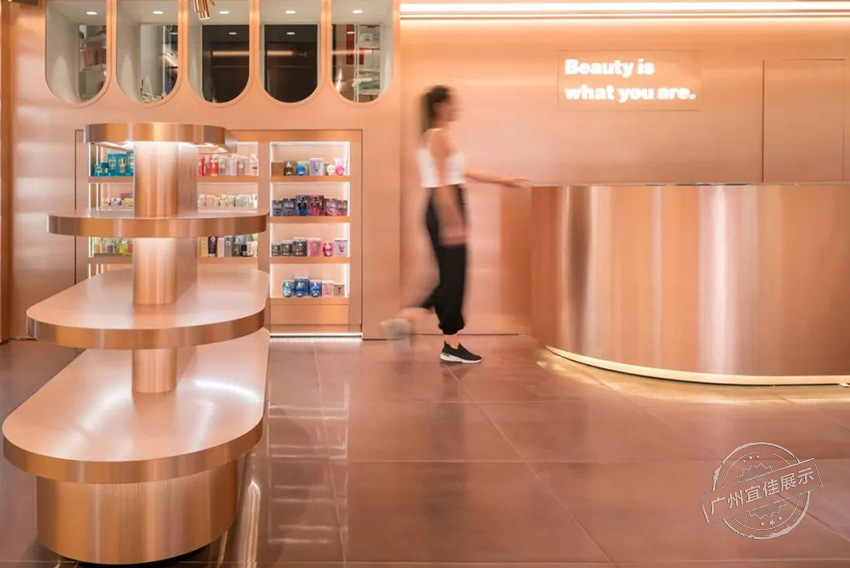 Planet Skin集合店 化妝品展柜