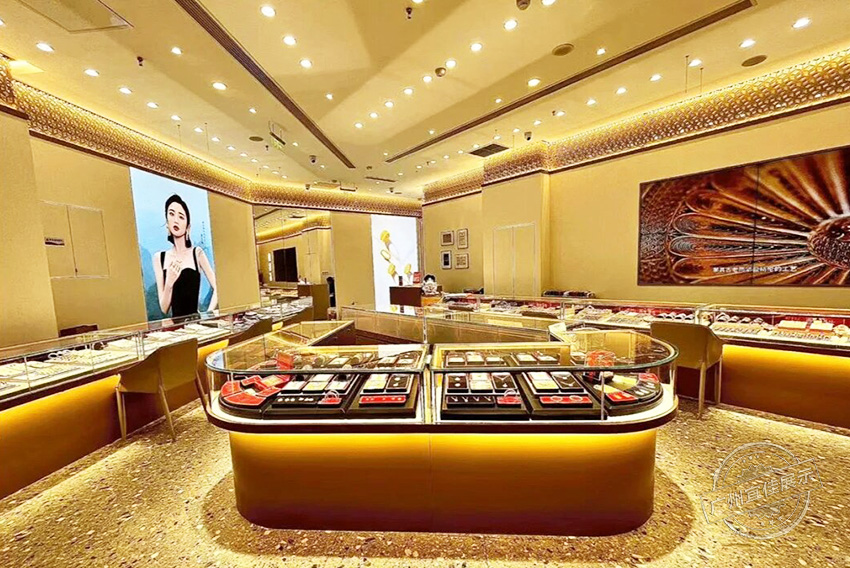 潮宏基 珠寶展柜定制