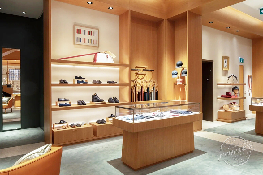 奢侈品服裝展柜定制