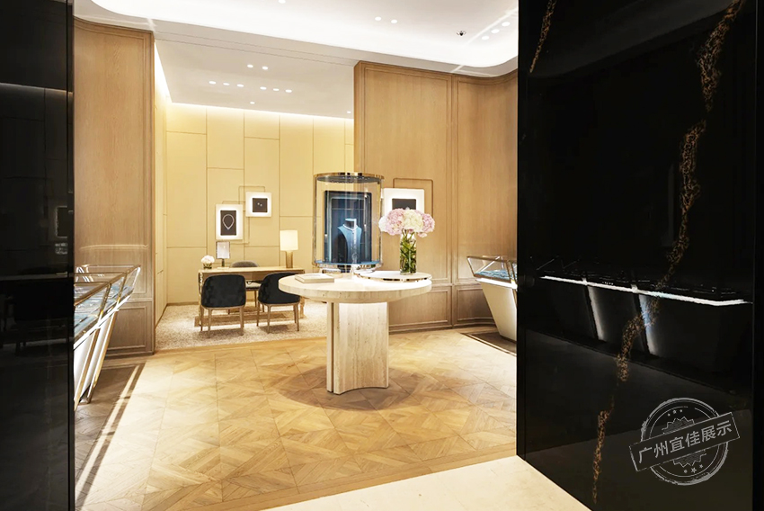 GRAFF高端珠寶展柜設(shè)計