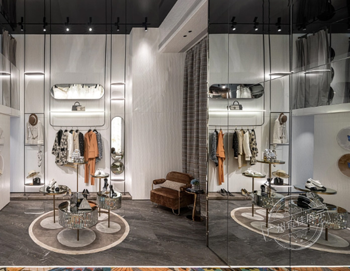 服裝精品店展柜